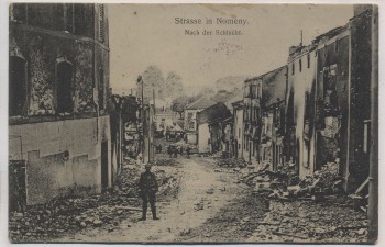 AK Nomeny Strasse nach der Schlacht Meurthe-et-Moselle Frankreich 1.WK Feldpost 1915