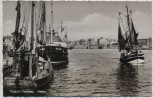 AK Foto Husum Nordsee Hafen Schiffe 1960